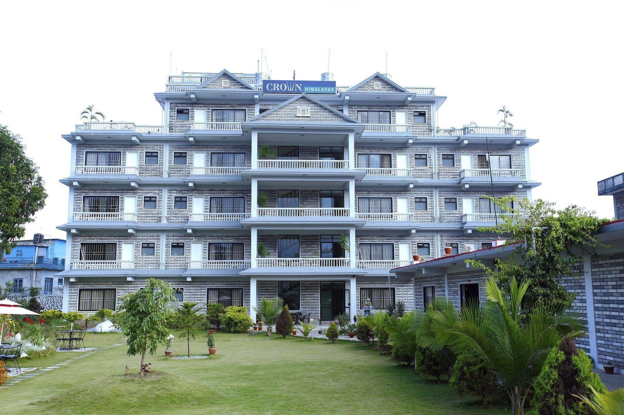 Hotel Crown Himalayas Pokhara Exterior foto
